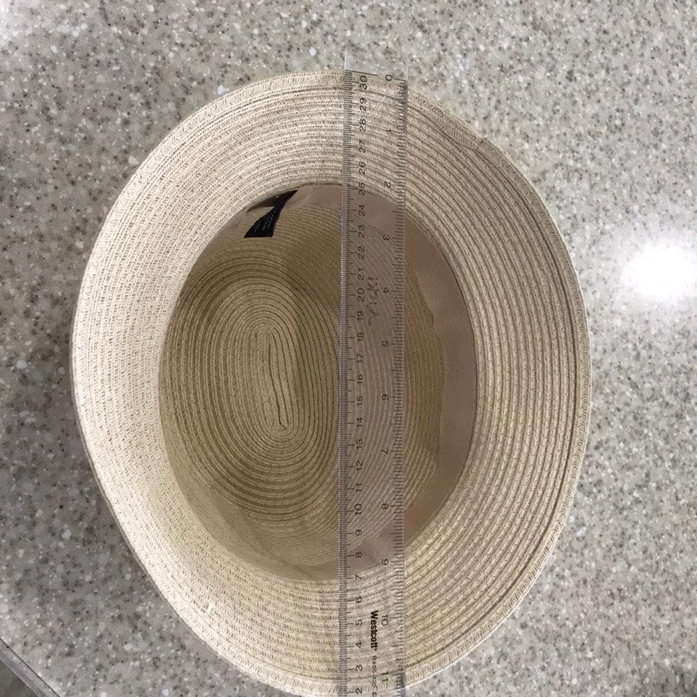 Ladies hat - Picture 5 of 7